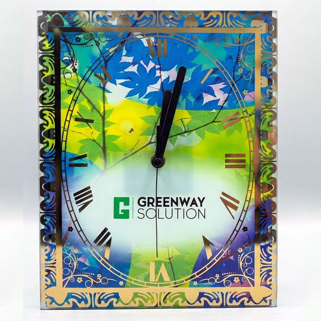 BL 42 (Clock) Glass Print